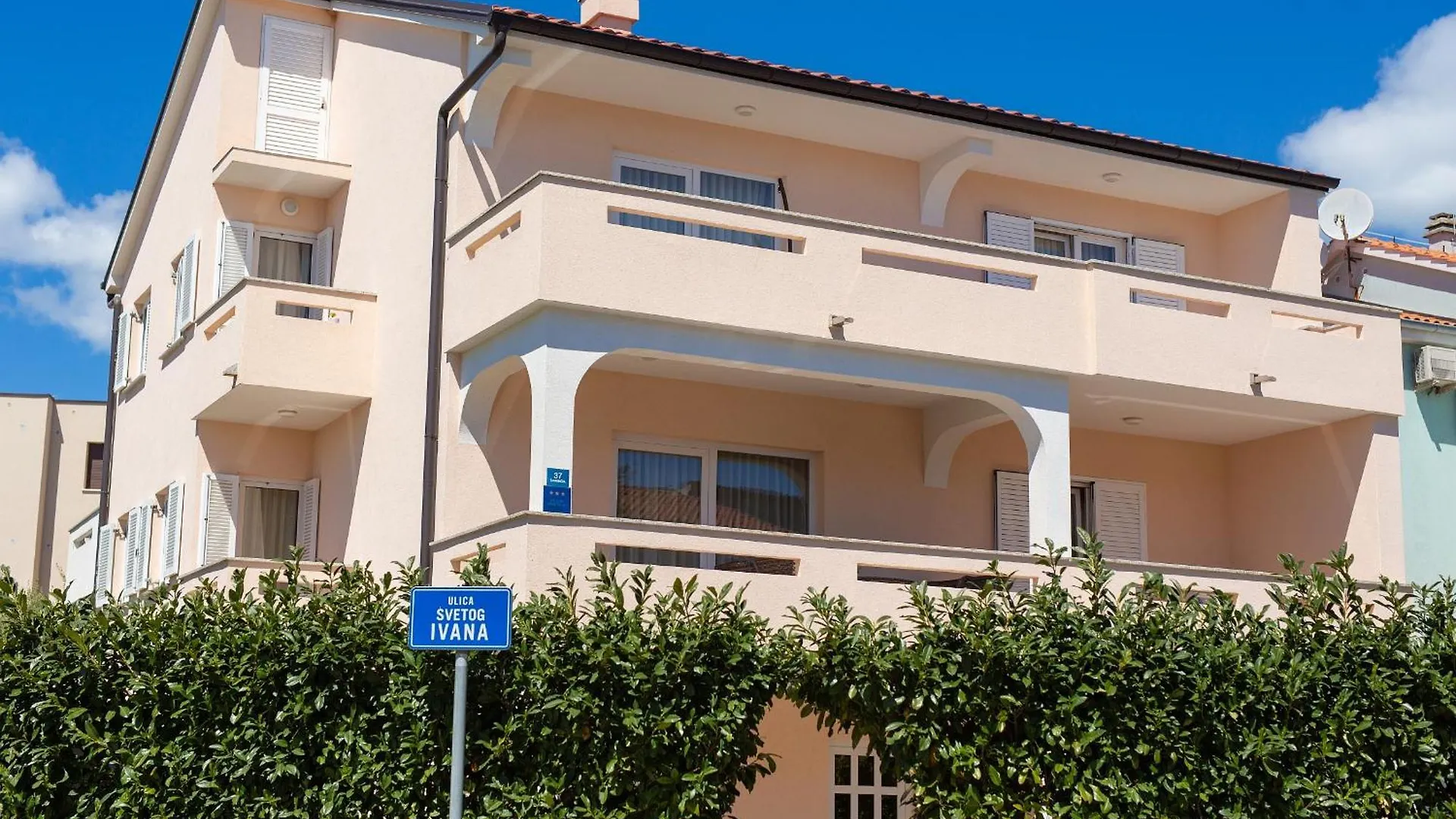 Apartment Apartmani Assa Krk Krk Town Croatia