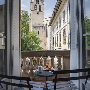 https://le-balcon-du-roi-ren.fr-provencehotel.com
